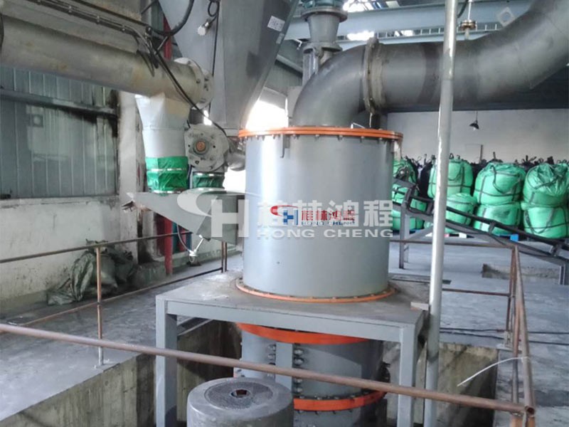 HCH780環輥超細磨粉設備桂林鴻程客戶(加工竹炭)現場 HCH780環輥超細磨粉設備桂林鴻程客戶(加工竹炭)現場